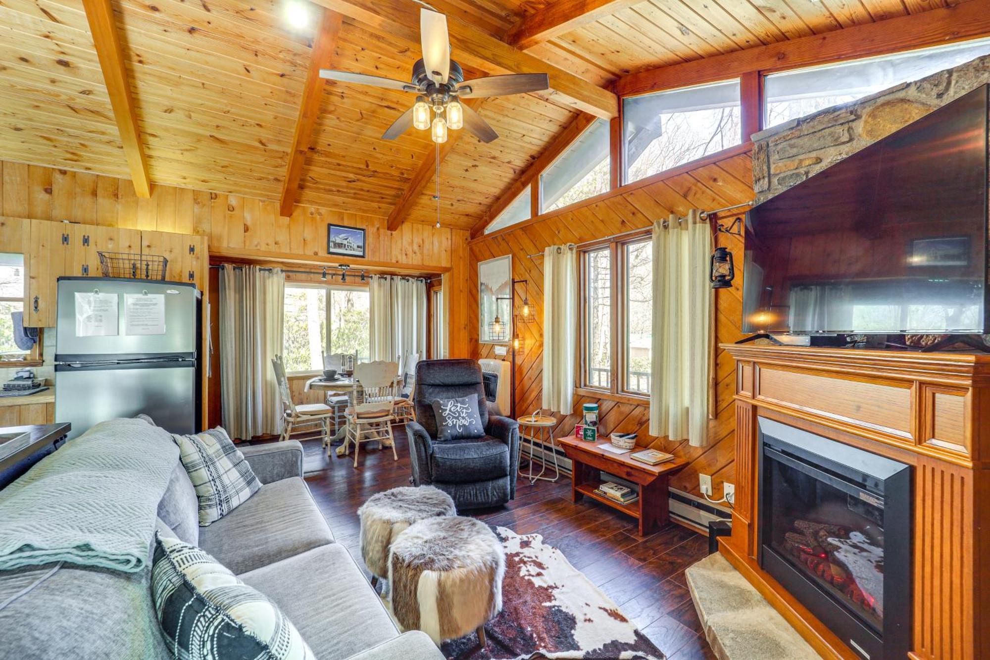 Rustic Newland Cabin With Deck By Lake And Trails! Buitenkant foto